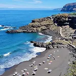 - Playa. Situada En Un Entorno Natural. * La Orotava