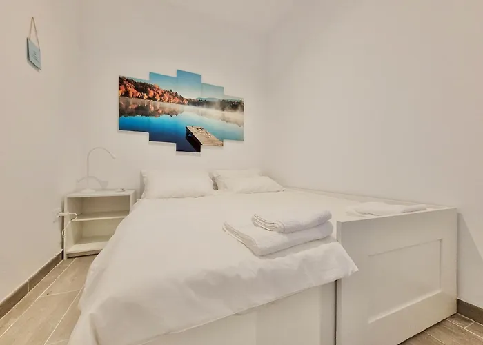 - Playa. Situada En Un Entorno Natural. * ラ・オロタバ