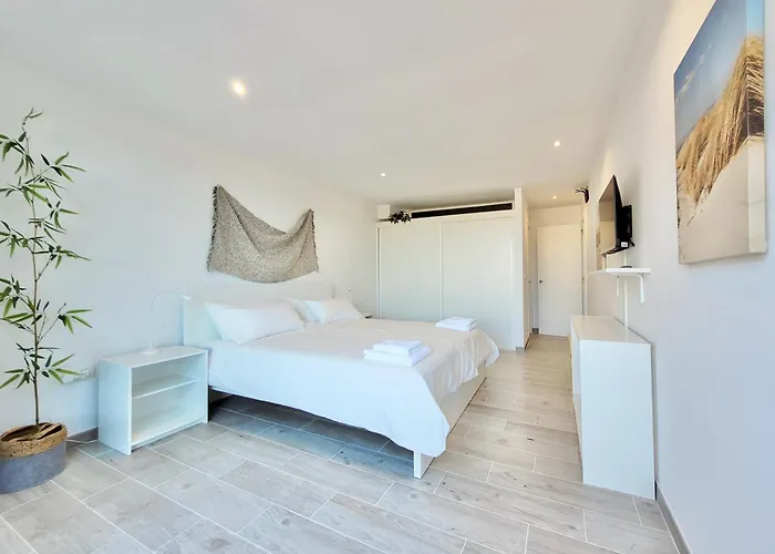- Playa. Situada En Un Entorno Natural. Apartment *