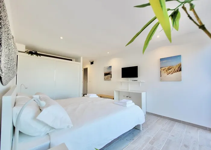 - Playa. Situada En Un Entorno Natural. Apartment